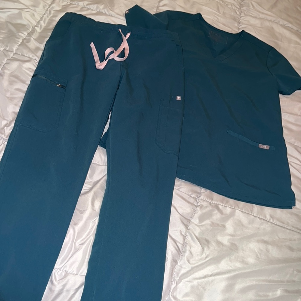 FIGS Caribbean Blue Yola Skinny Set
